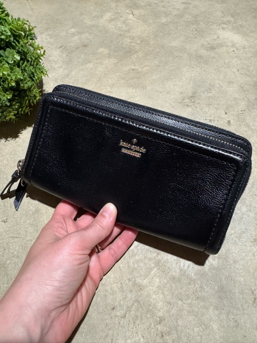 Kate Spade Patterson Drive Anita Wallet Pebbled Leather Black Classic Zip Sround